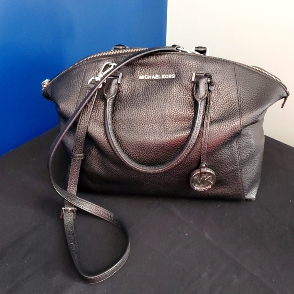 Black Michael Koors Bag